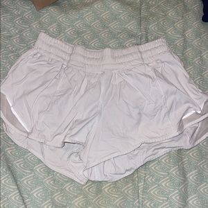 lululemon hotty hot shorts